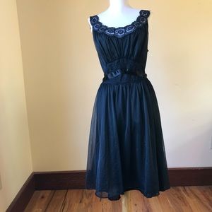 Gorgeous Vintage Black And Lace Negligee Size Sm